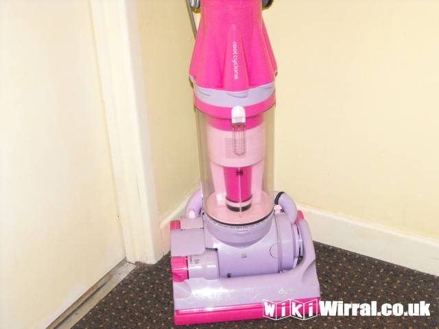 Attached picture dyson clic 002.JPG